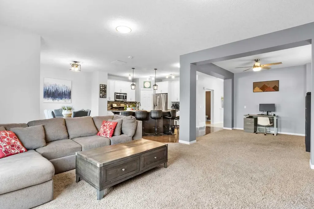 106 Morningside Circle SW Airdrie AB T4B 0L8