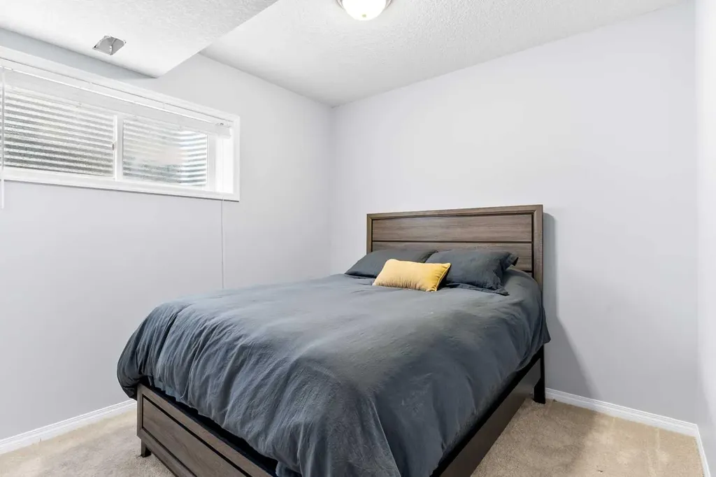 106 Morningside Circle SW Airdrie AB T4B 0L8