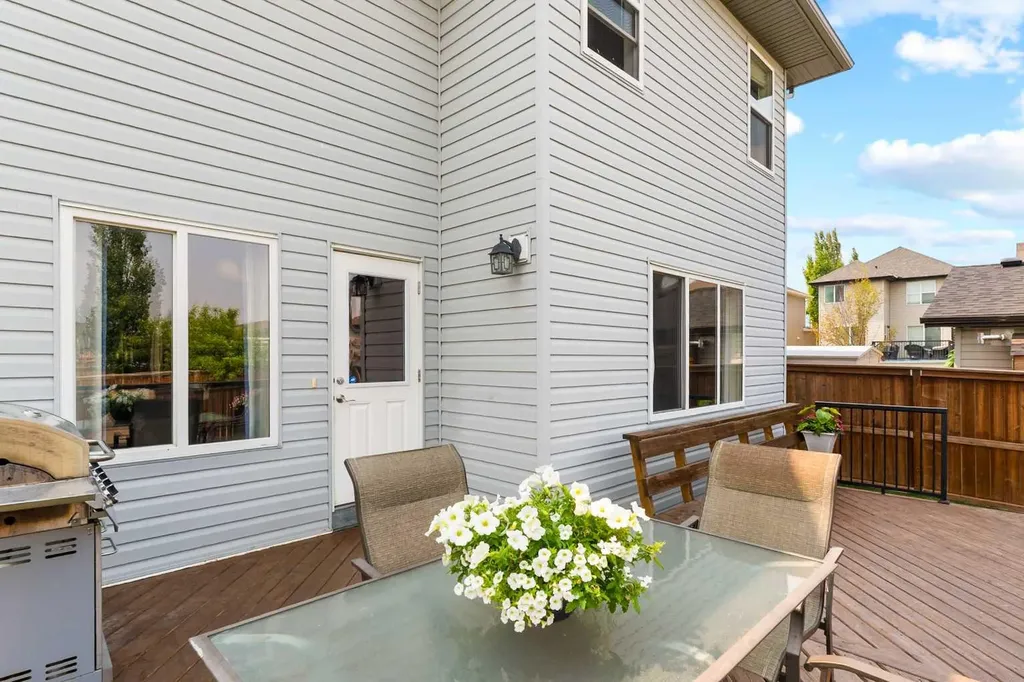 106 Morningside Circle SW Airdrie AB T4B 0L8