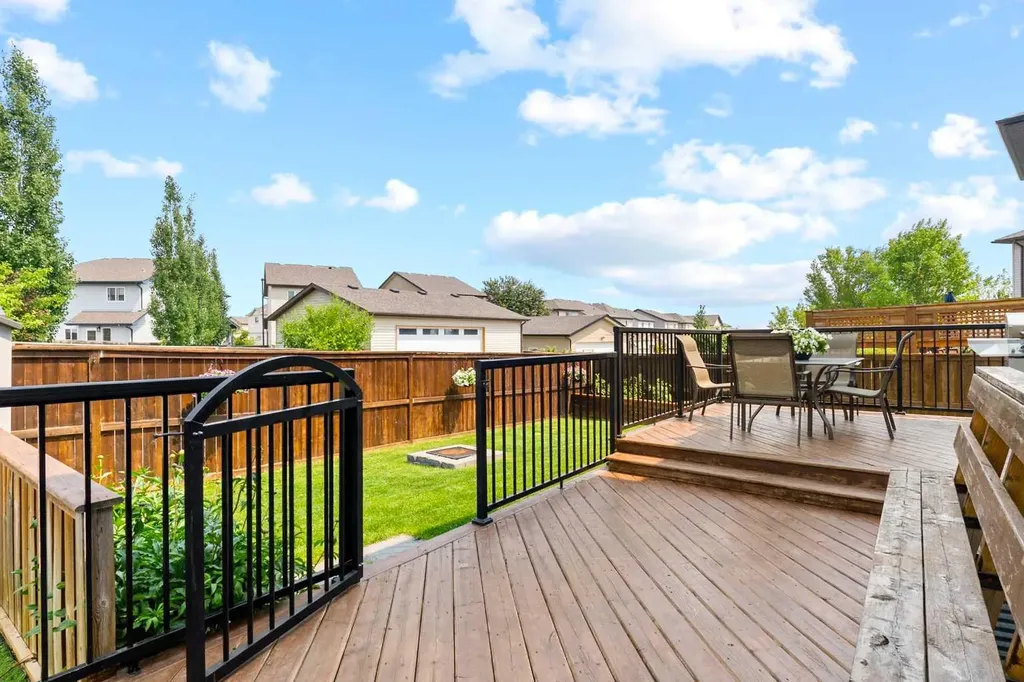 106 Morningside Circle SW Airdrie AB T4B 0L8