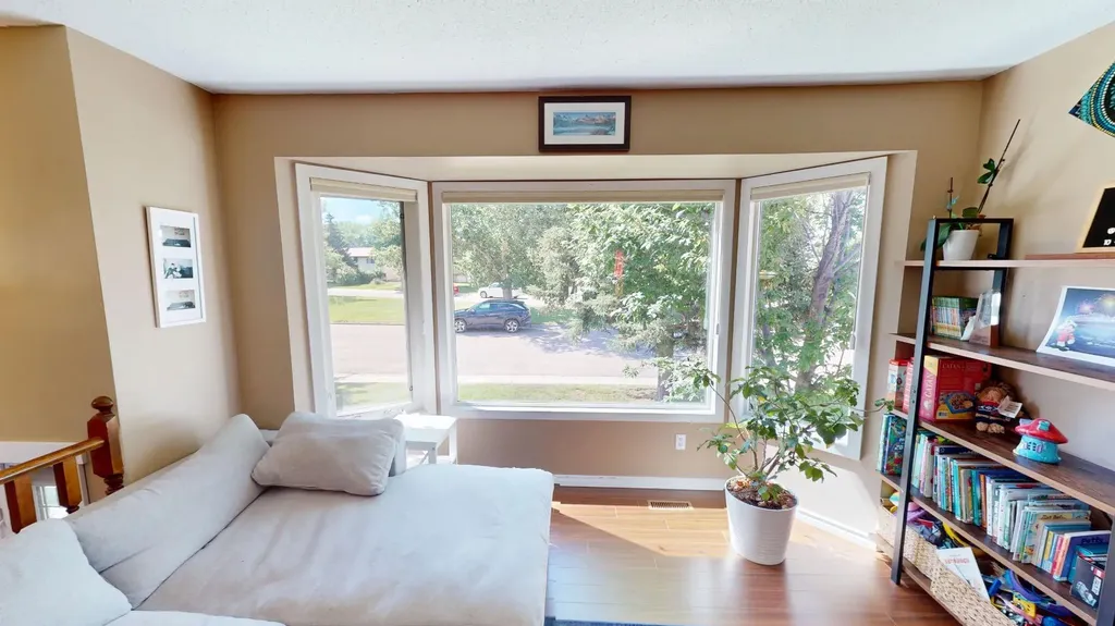 812 3 Avenue Bassano AB T0J0B0
