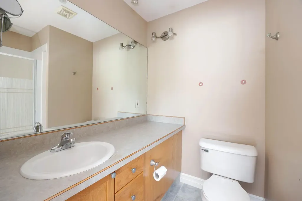 209 Laffont Bay Fort Mcmurray AB t9m2r3