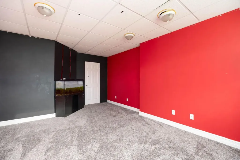 209 Laffont Bay Fort Mcmurray AB t9m2r3