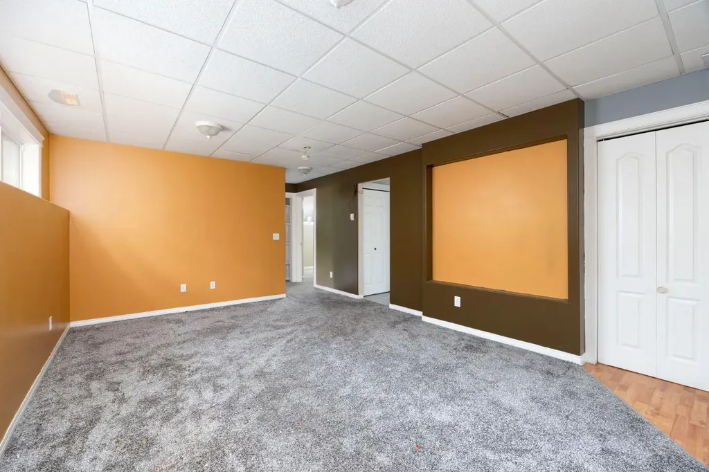 209 Laffont Bay Fort Mcmurray AB t9m2r3