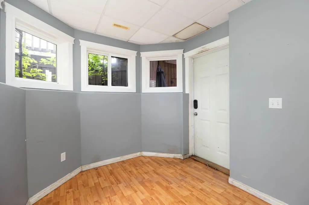 209 Laffont Bay Fort Mcmurray AB t9m2r3