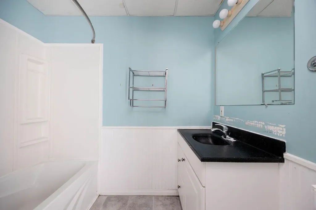 209 Laffont Bay Fort Mcmurray AB t9m2r3