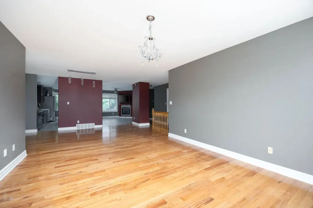 209 Laffont Bay Fort Mcmurray AB t9m2r3