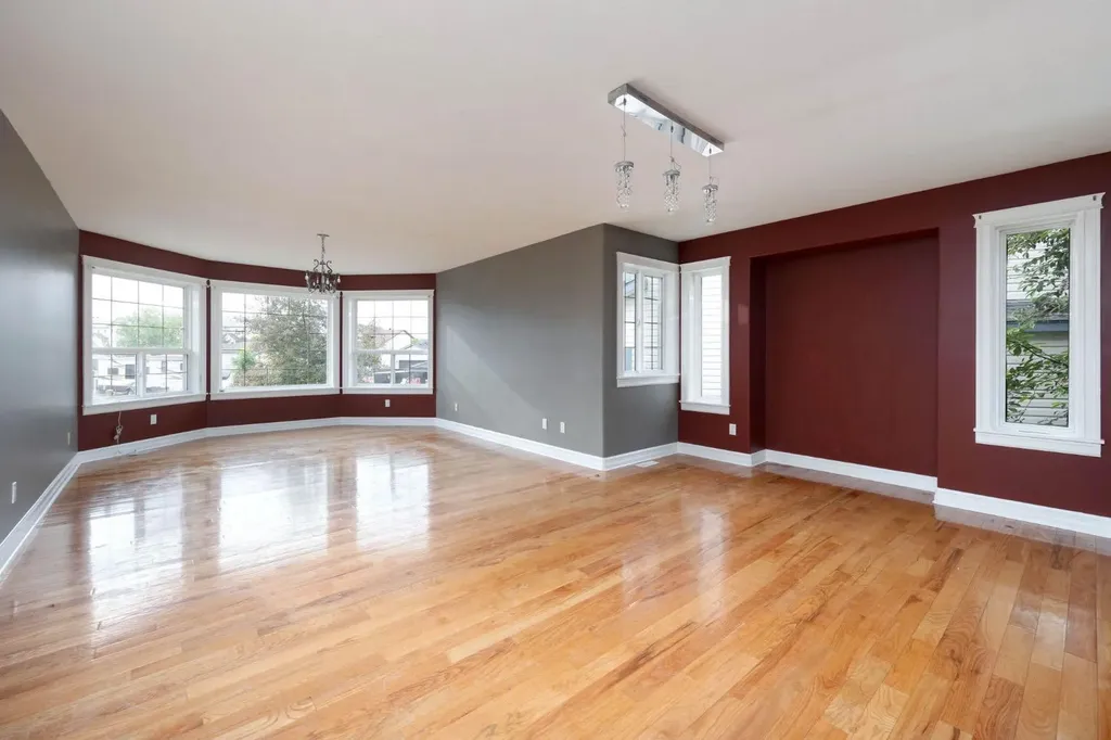209 Laffont Bay Fort Mcmurray AB t9m2r3