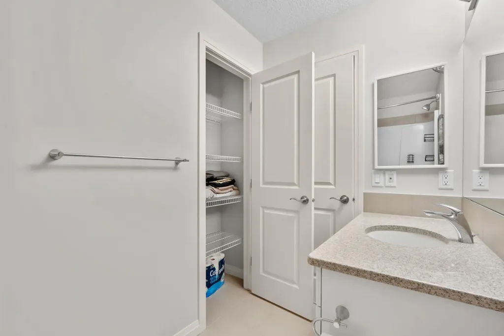 31 Red Embers Lane NE Calgary AB T3N 1B6