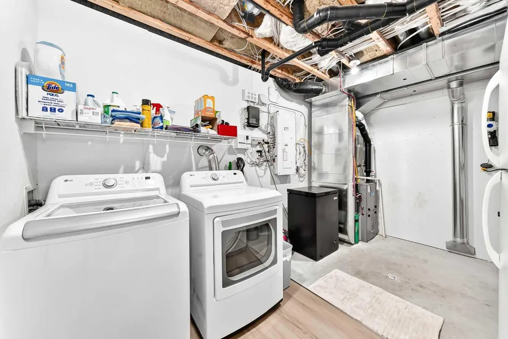 6368 58 Avenue Innisfail AB T4G 0A1