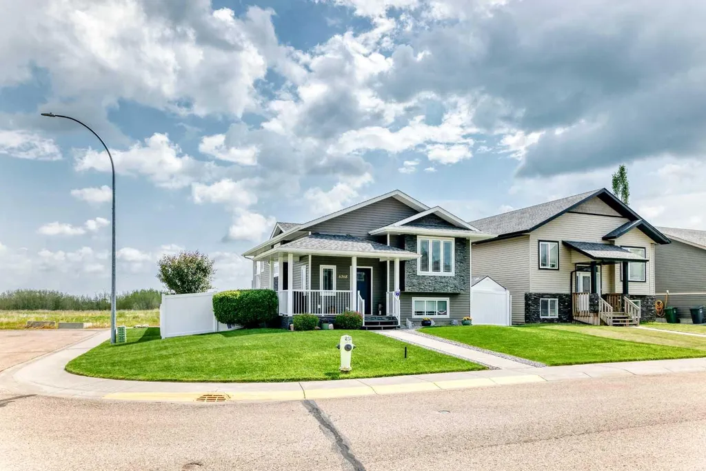 6368 58 Avenue Innisfail AB T4G 0A1