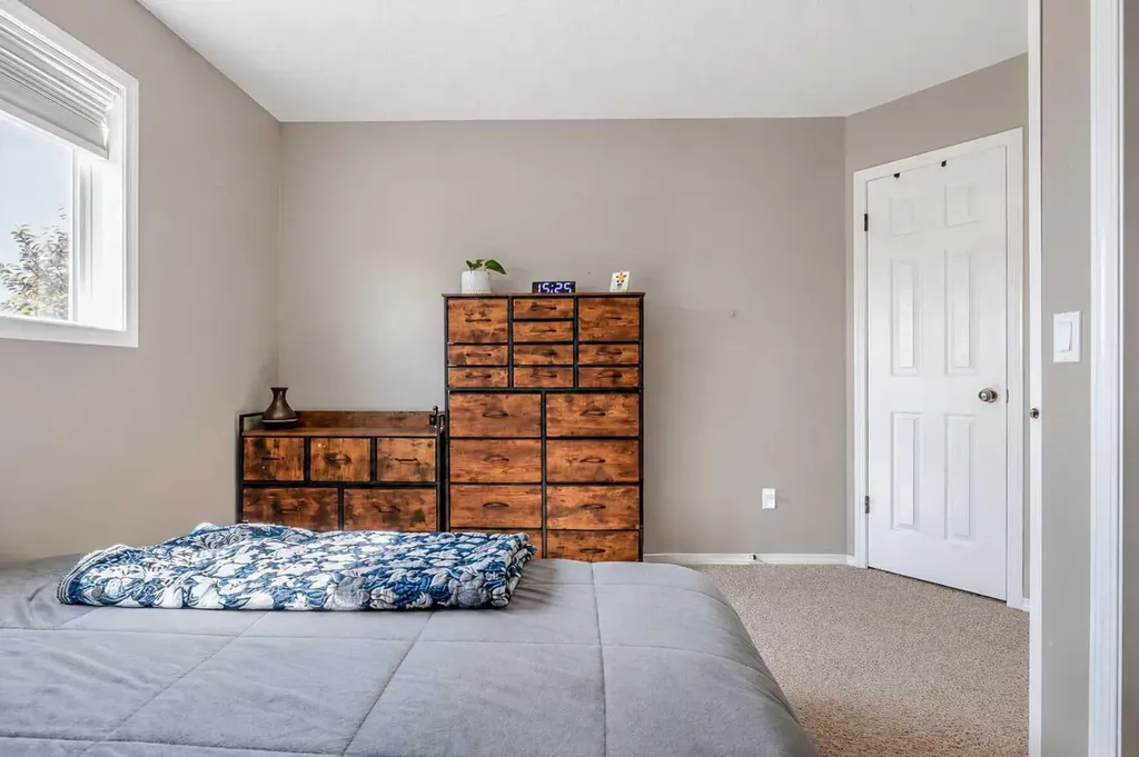 306 17 Street Brooks AB T1R 1R2