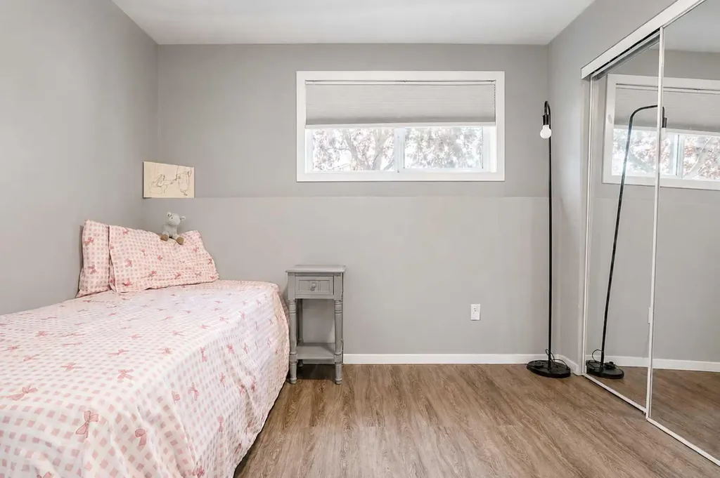 306 17 Street Brooks AB T1R 1R2