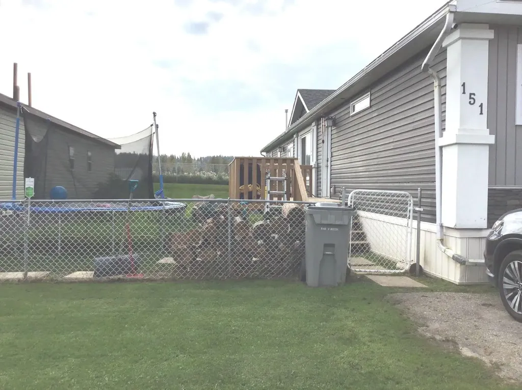 151 River Valley Estates Whitecourt AB T7S1K1