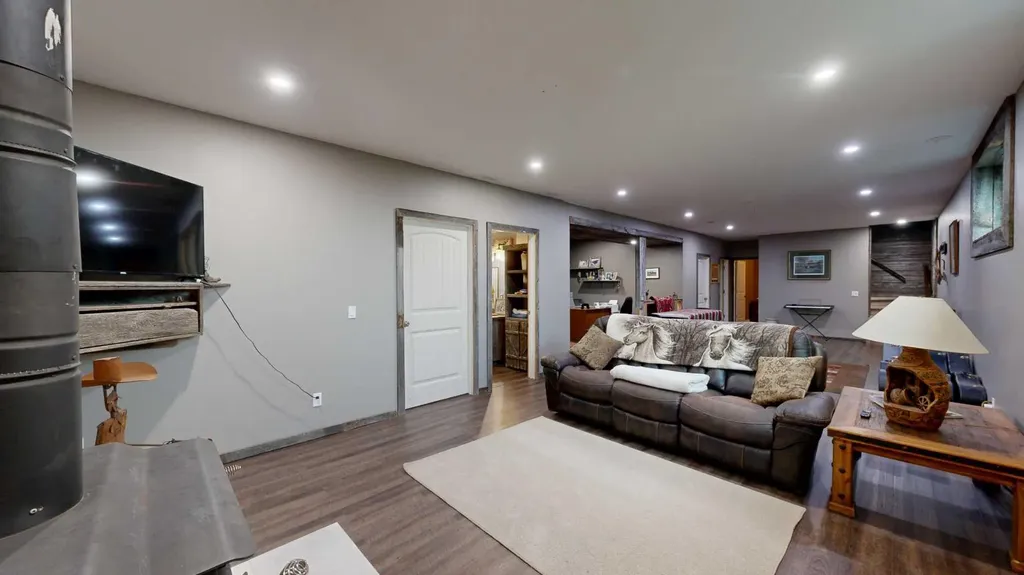 674143 168 Street E Rural Foothills County AB T1S3L8