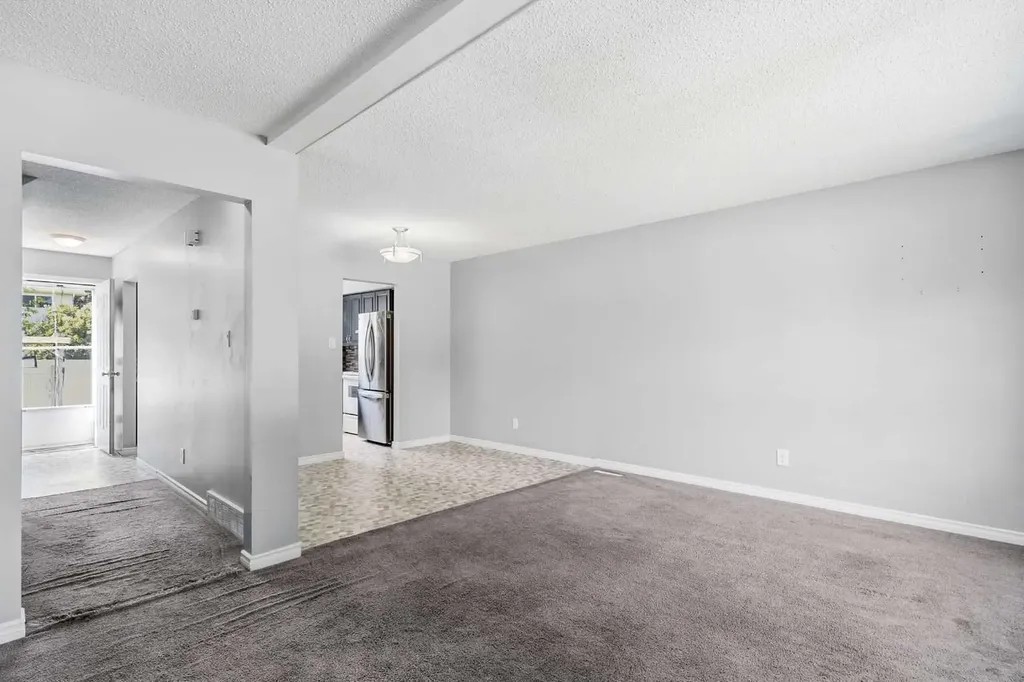 5831 57 Street Red Deer AB T4N2L5
