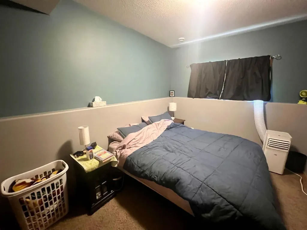 660 Red Oak Close Rural Red Deer County AB T4S0B5