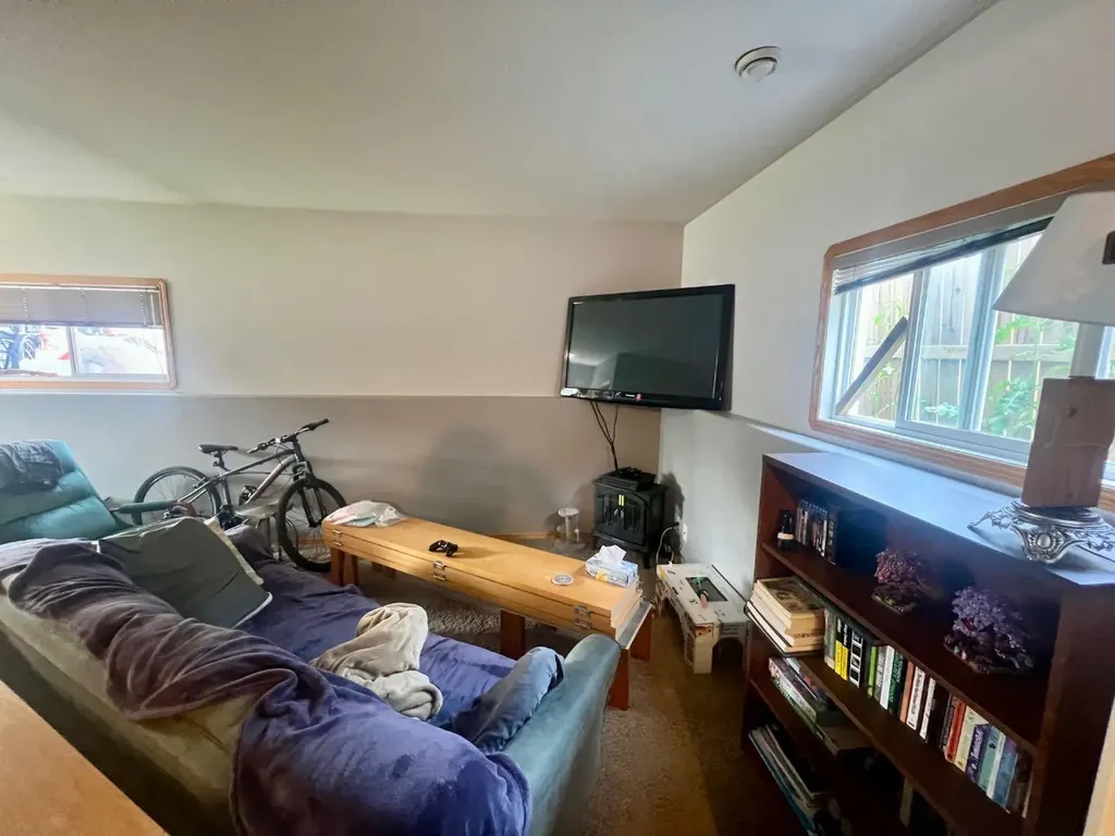 660 Red Oak Close Rural Red Deer County AB T4S0B5