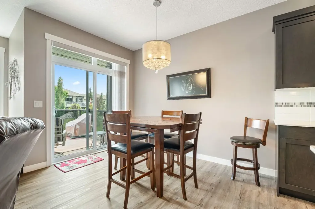 1911 High Park Circle NW High River AB T1V 0E7