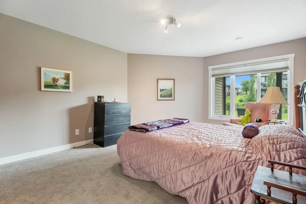 1911 High Park Circle NW High River AB T1V 0E7