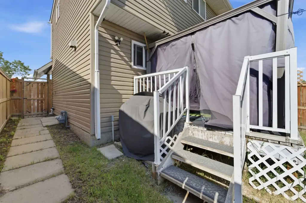 53 Falchurch Road NE Calgary AB T3J1G6