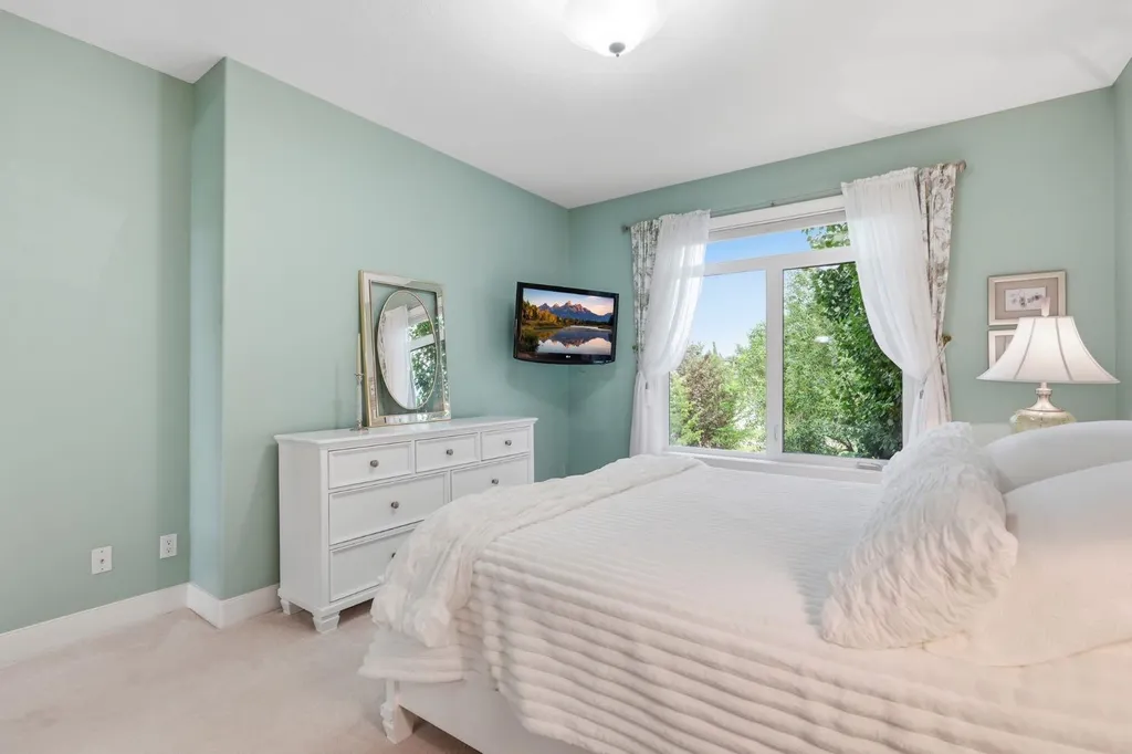 419 High Park Boulevard NW High River AB T1V 2C4