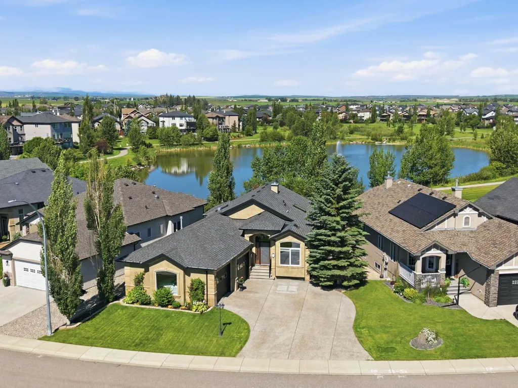 419 High Park Boulevard NW High River AB T1V 2C4