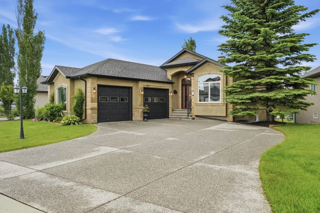 419 High Park Boulevard NW High River AB T1V 2C4