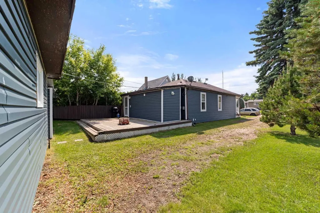 4925 54 Street Killam AB T0B2L0