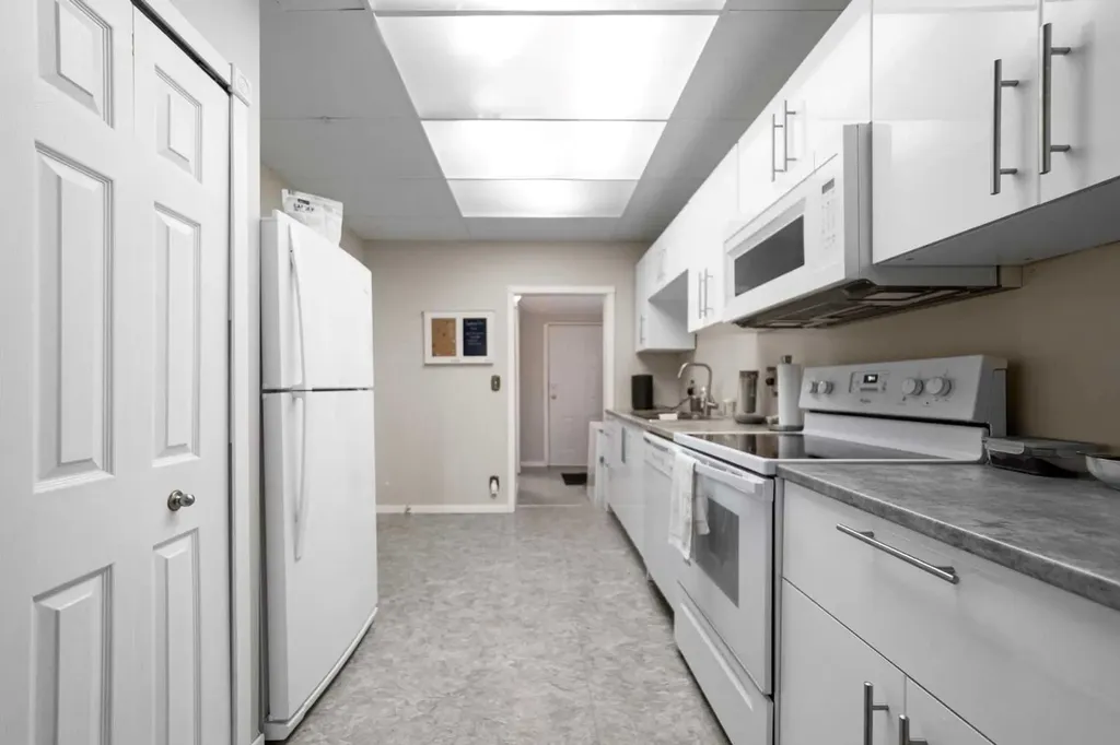 4925 54 Street Killam AB T0B2L0