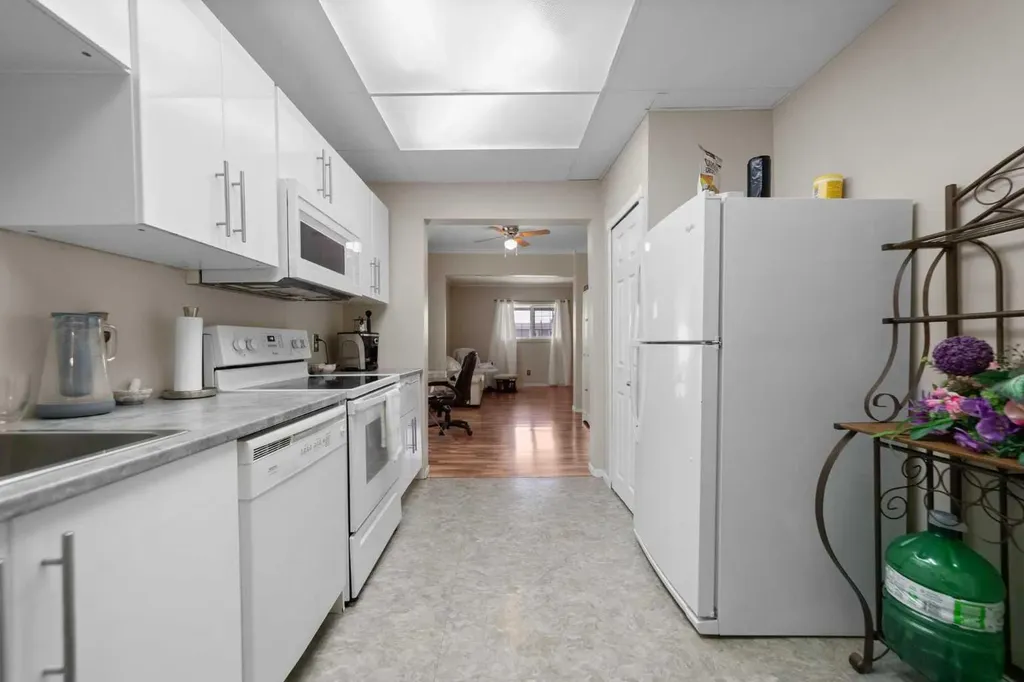 4925 54 Street Killam AB T0B2L0
