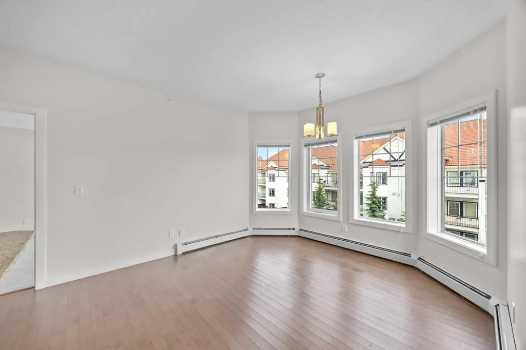 20 Royal Oak Plaza NW Calgary AB T3G 0E6