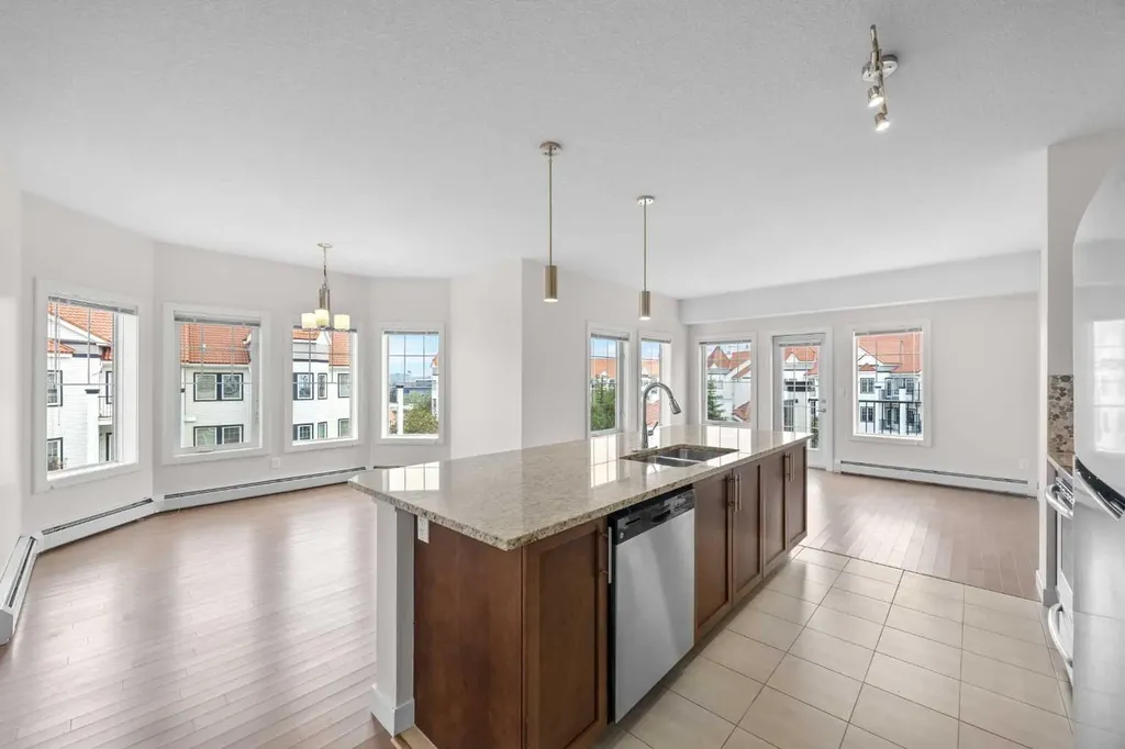 20 Royal Oak Plaza NW Calgary AB T3G 0E6