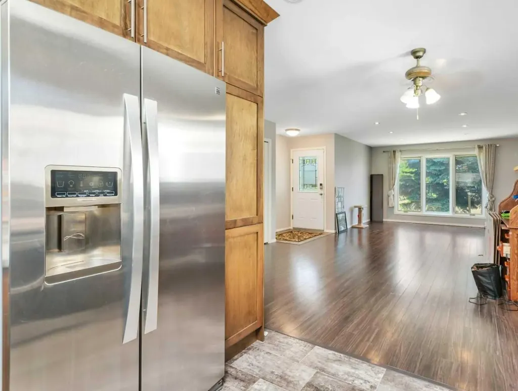 4636 Womacks Road Blackfalds AB T0M 0J0