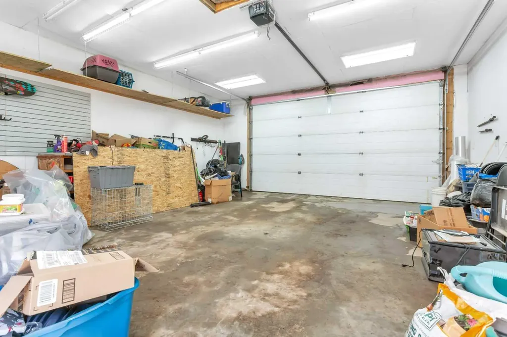 4636 Womacks Road Blackfalds AB T0M 0J0