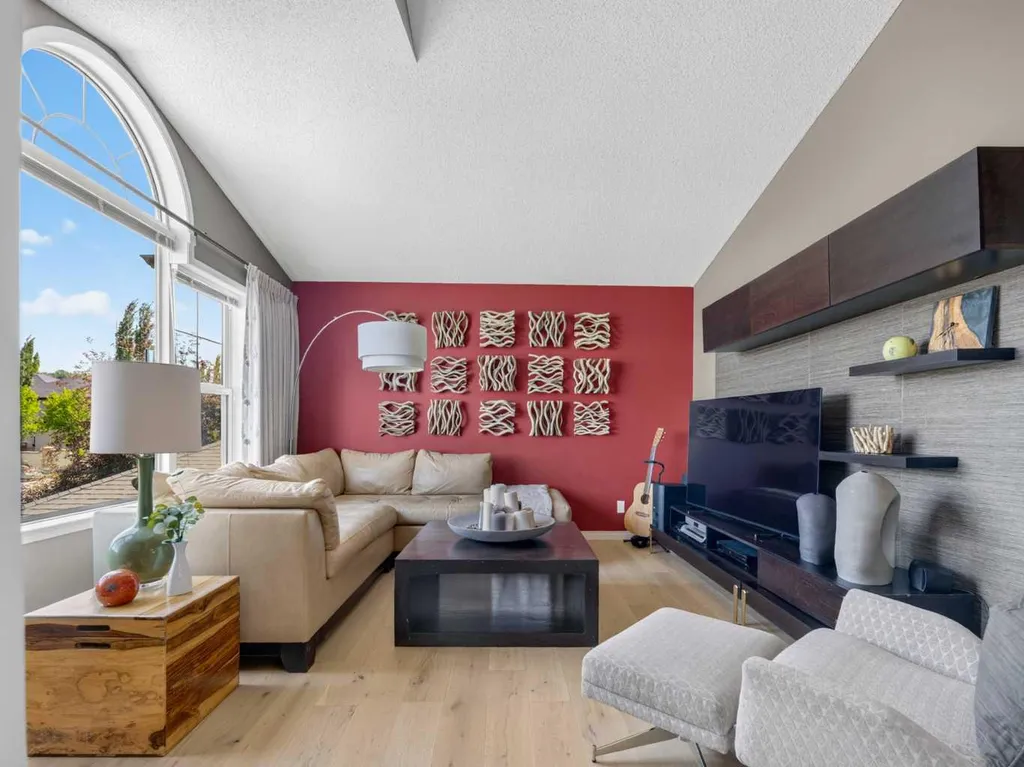 124 Valley Creek Crescent NW Calgary AB T3B 5V3