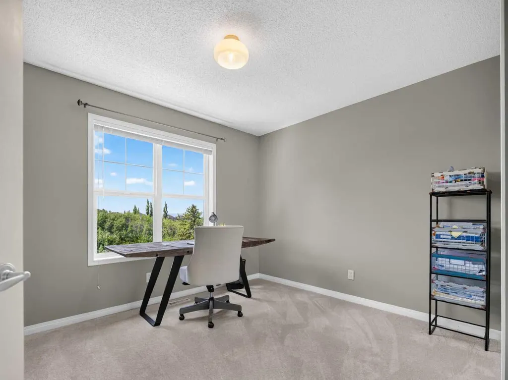 124 Valley Creek Crescent NW Calgary AB T3B 5V3