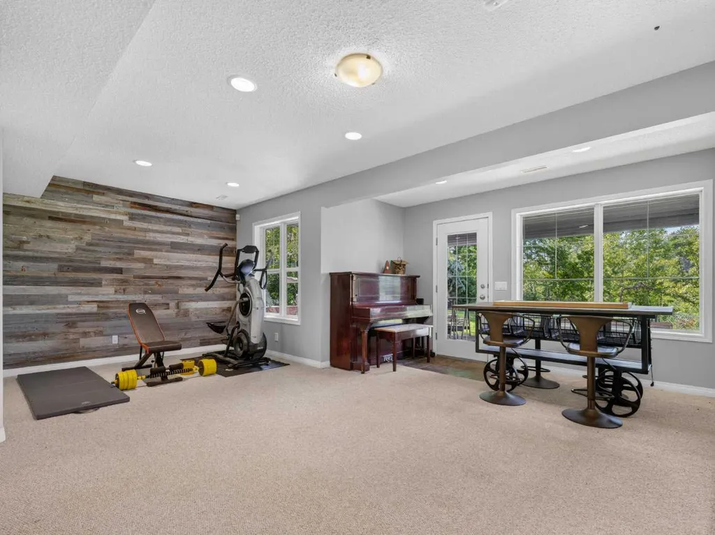 124 Valley Creek Crescent NW Calgary AB T3B 5V3