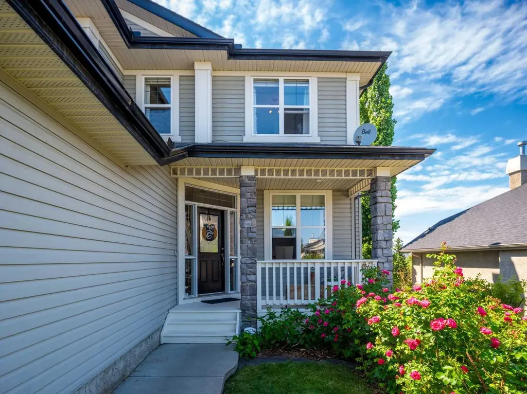 124 Valley Creek Crescent NW Calgary AB T3B 5V3