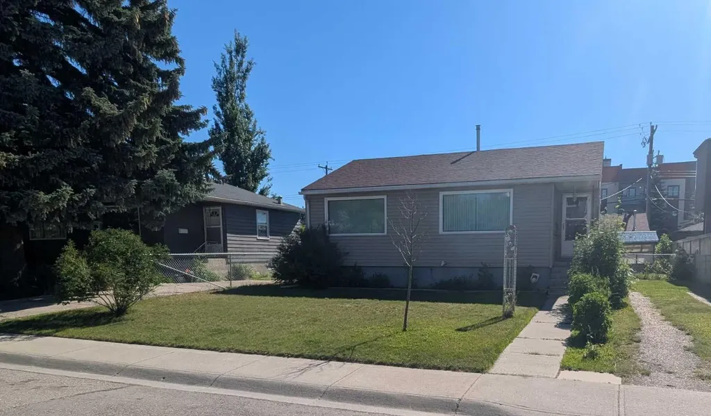 3322 Centre B Street NW Calgary AB T2K 0V6