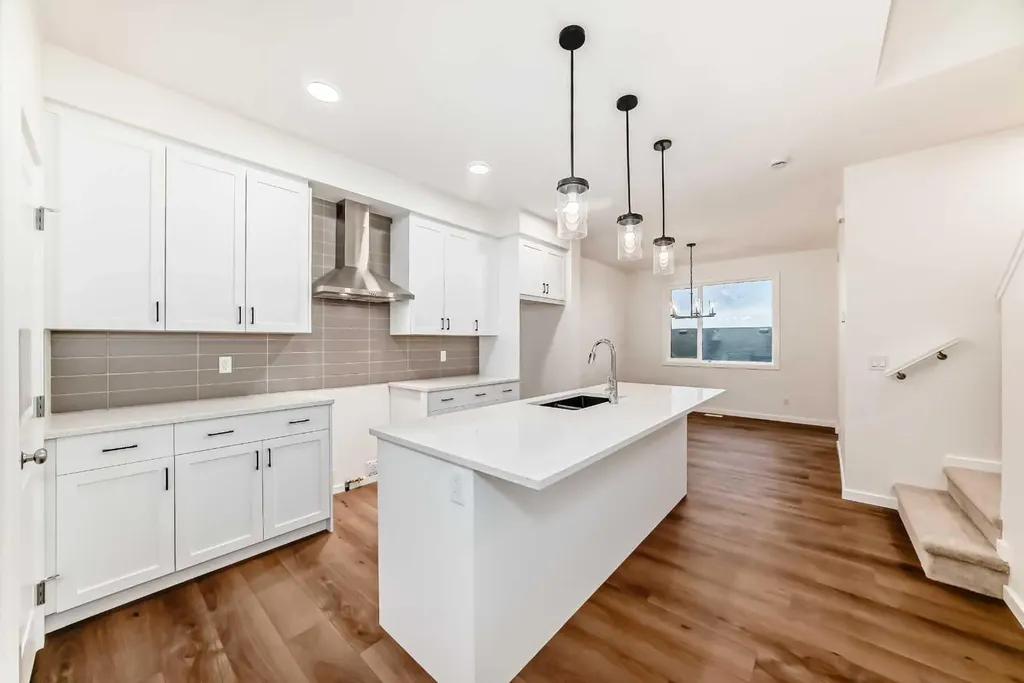 12 Savanna Place NE Calgary AB T3J 5P8