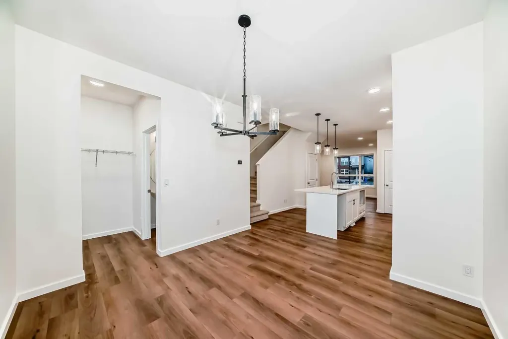12 Savanna Place NE Calgary AB T3J 5P8