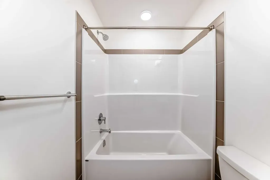 12 Savanna Place NE Calgary AB T3J 5P8