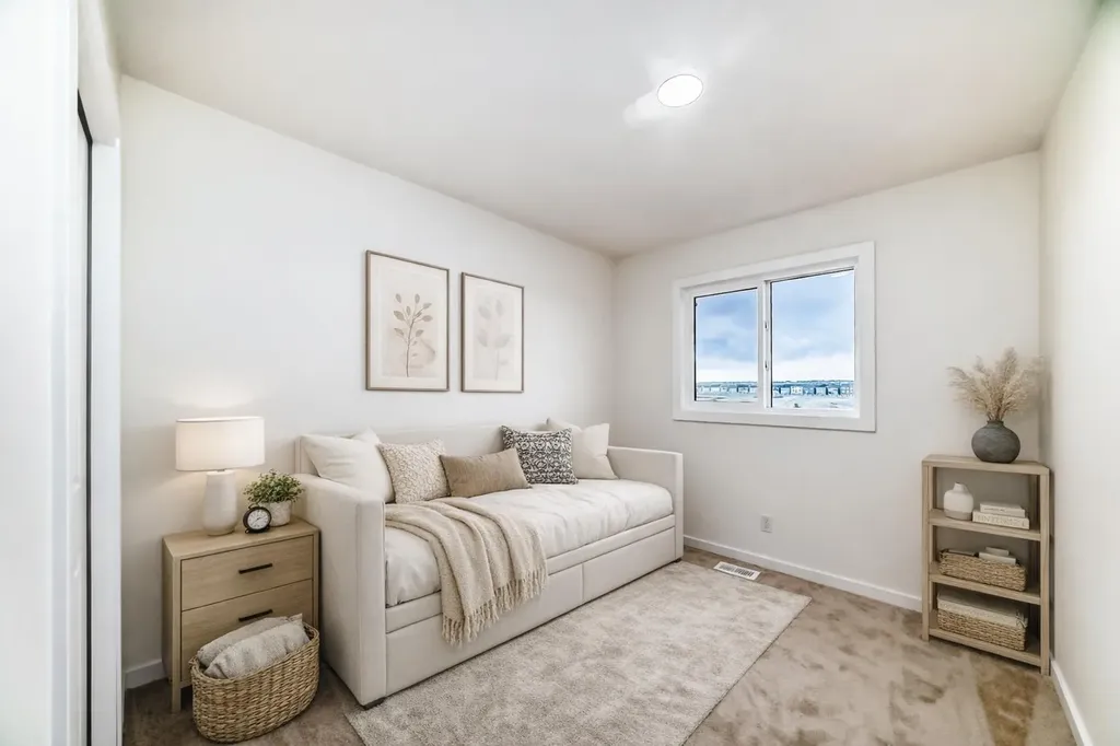 12 Savanna Place NE Calgary AB T3J 5P8
