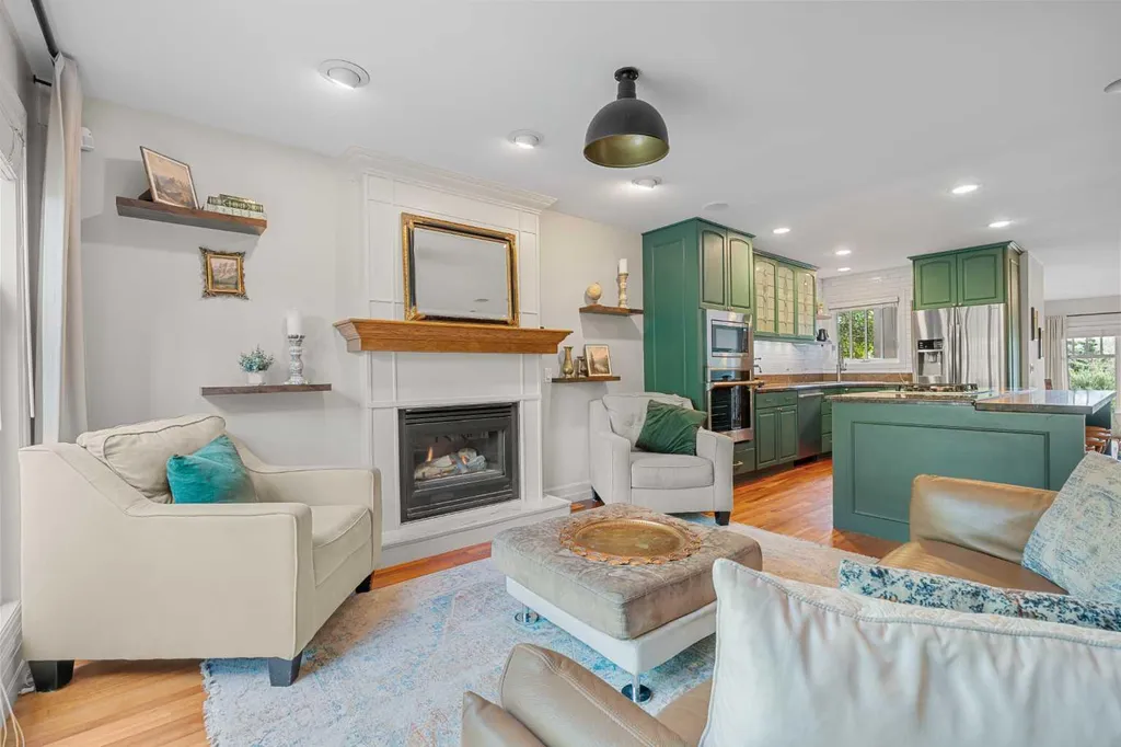 2323 19 Street SW Calgary AB T2T 4X1