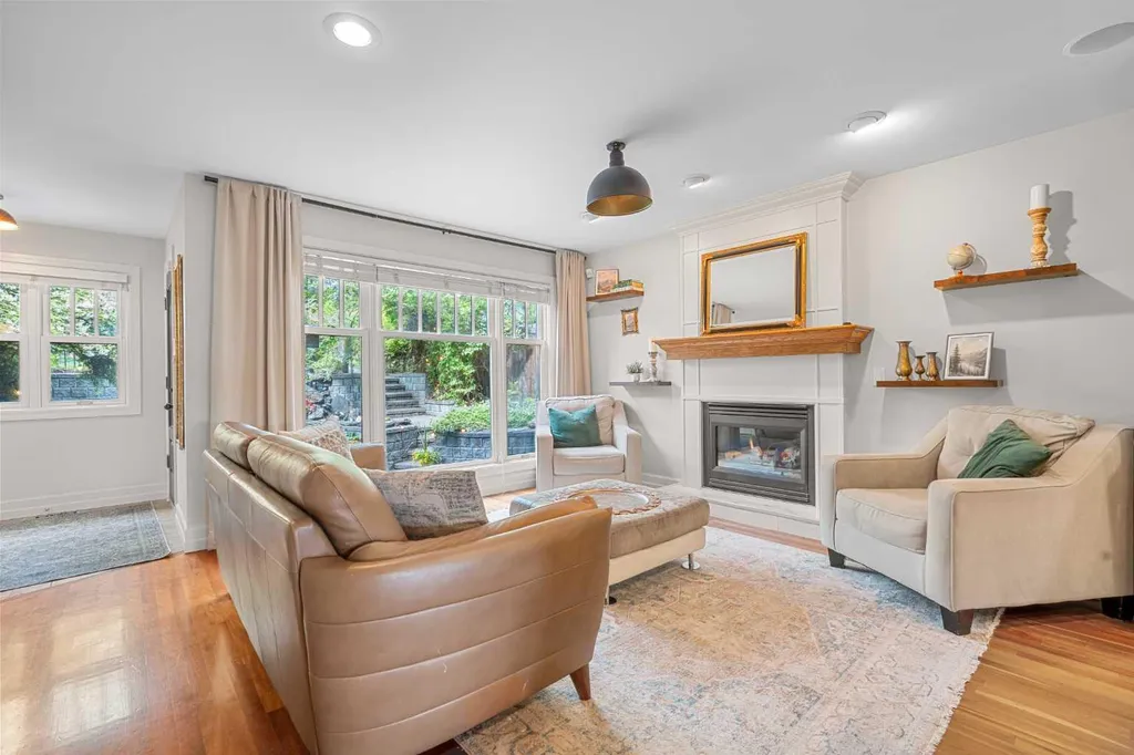 2323 19 Street SW Calgary AB T2T 4X1