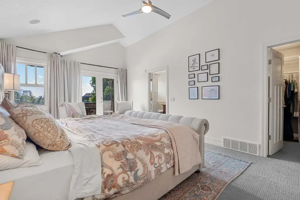 2323 19 Street SW Calgary AB T2T 4X1