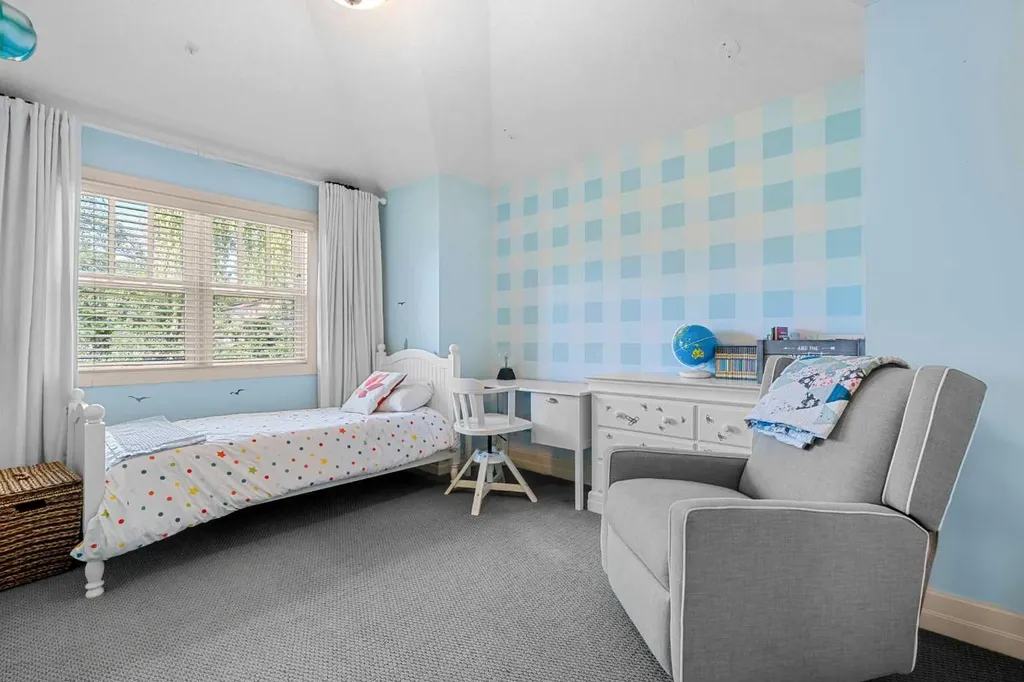 2323 19 Street SW Calgary AB T2T 4X1