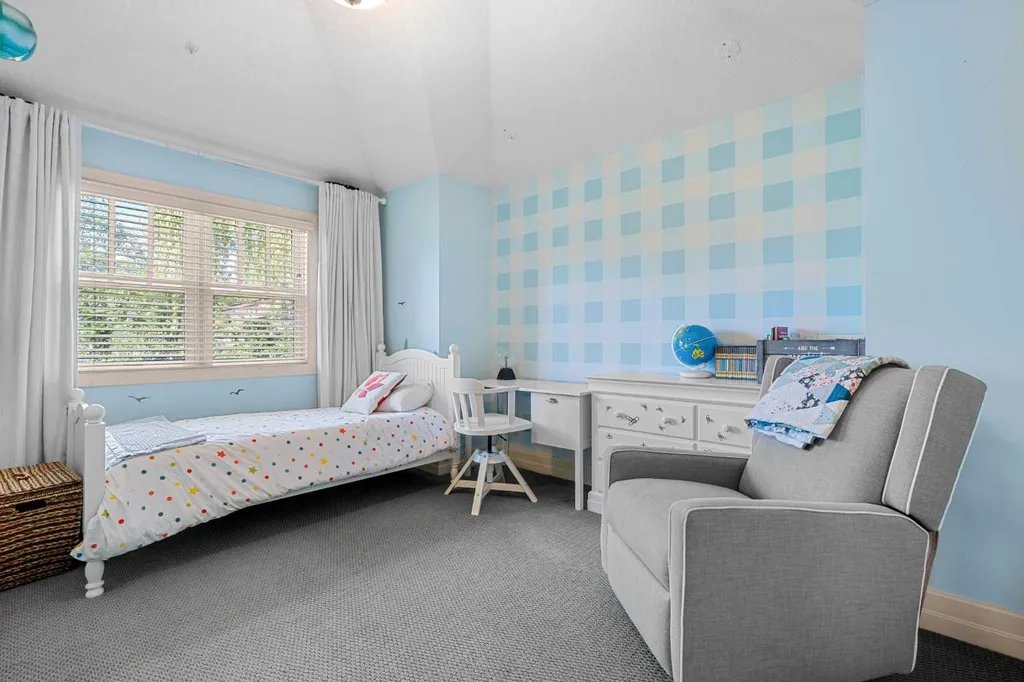 2323 19 Street SW Calgary AB T2T 4X1