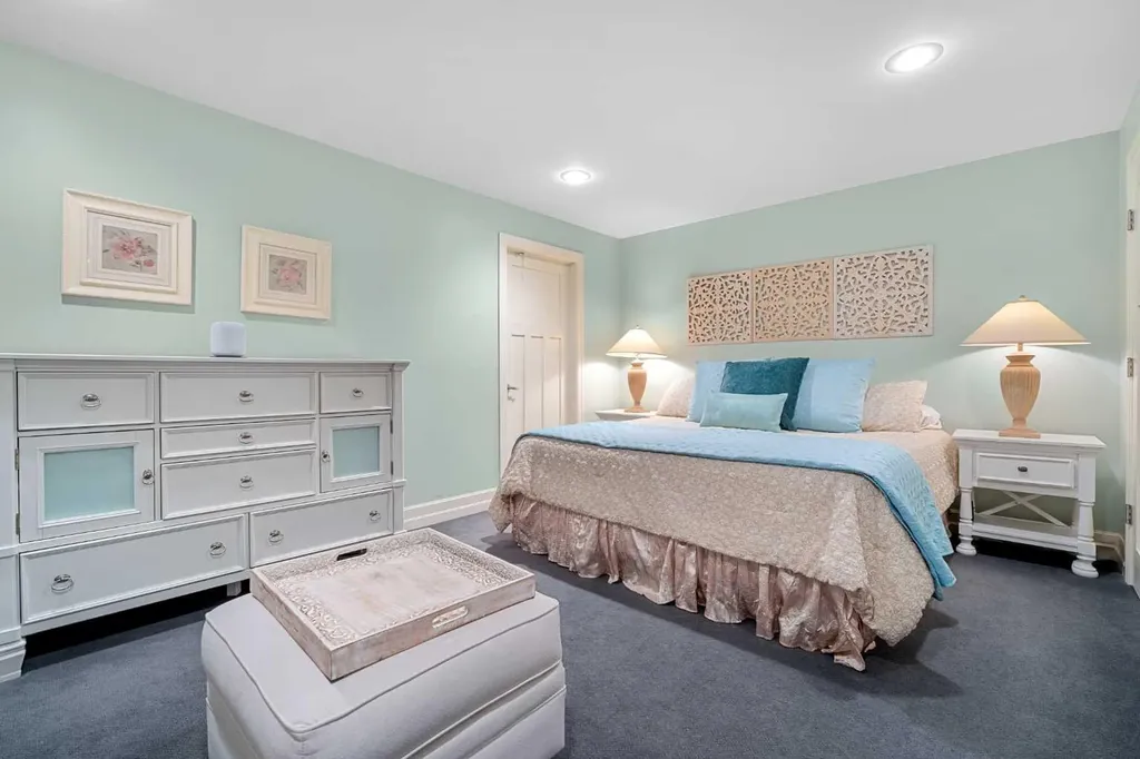 2323 19 Street SW Calgary AB T2T 4X1